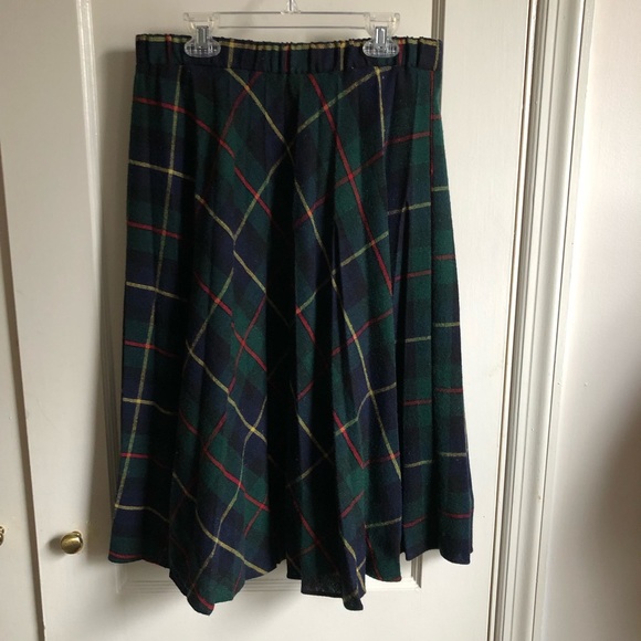Vintage Eccobay Moody Green Holiday Plaid Wool Blend Skirt - Picture 4 of 10
